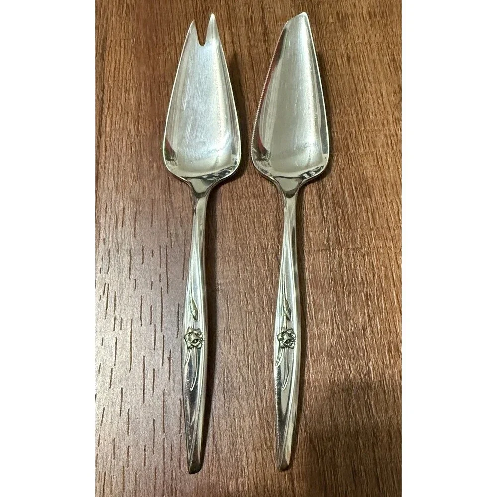 1847 Rogers Bros Stainless SPRING CHARM Cheese Serving Spoons Lot Of 2